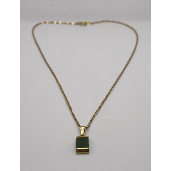 Signed Dainty Gold Tone Green Stone Rectangle Pendant Necklace Classic Simple - Picture 5 of 9